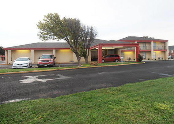 Quality Inn Plainview Exteriér fotografie